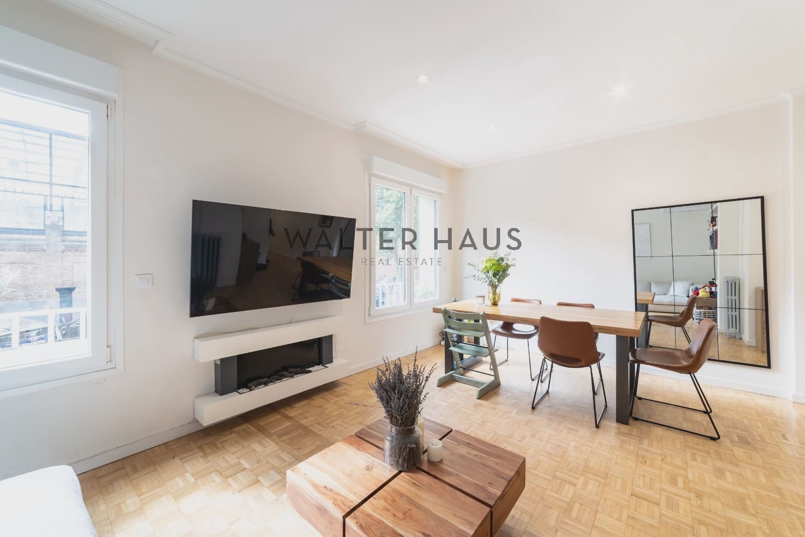 3 slaapkamer Flat te koop in Madrid stad - € 1.220.000 (Ref: 9302002)