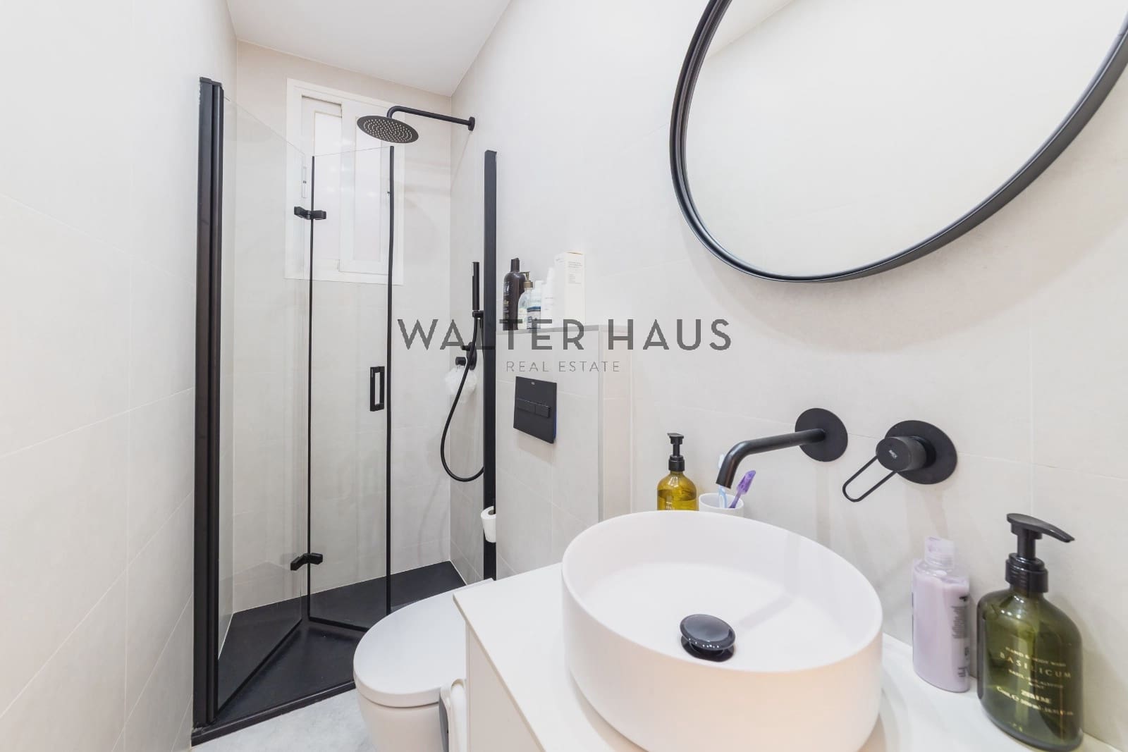 3 slaapkamer Flat te koop in Madrid stad - € 1.220.000 (Ref: 9302002)