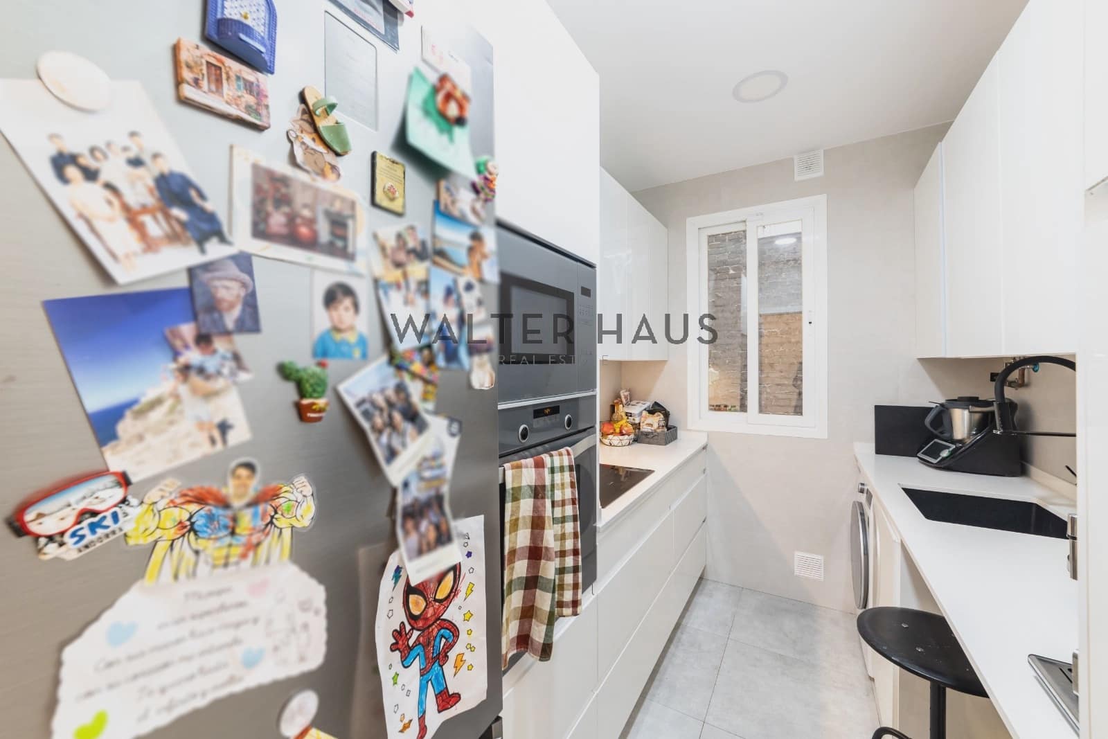 3 slaapkamer Flat te koop in Madrid stad - € 1.220.000 (Ref: 9302002)