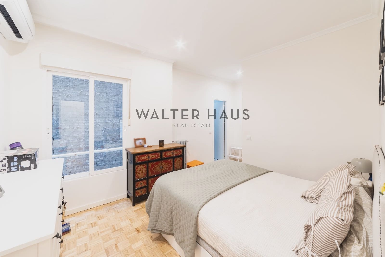 3 slaapkamer Flat te koop in Madrid stad - € 1.220.000 (Ref: 9302002)