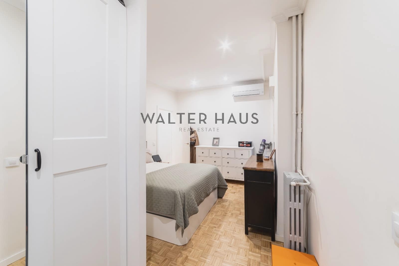 3 slaapkamer Flat te koop in Madrid stad - € 1.220.000 (Ref: 9302002)