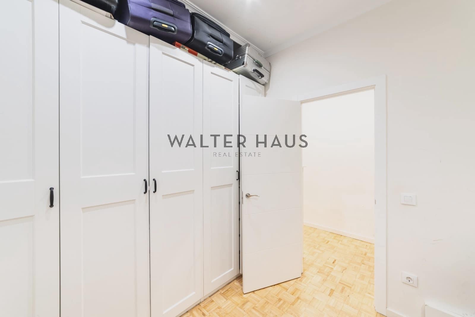 3 slaapkamer Flat te koop in Madrid stad - € 1.220.000 (Ref: 9302002)