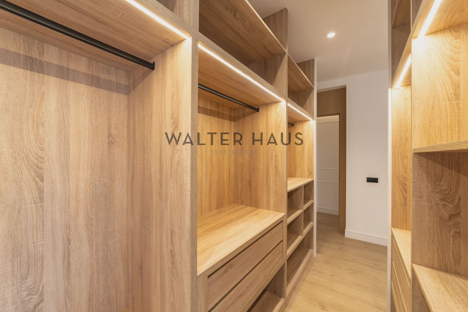 4 soverom Leilighet til salgs i Madrid by - € 1 580 000 (Ref: 9302003)