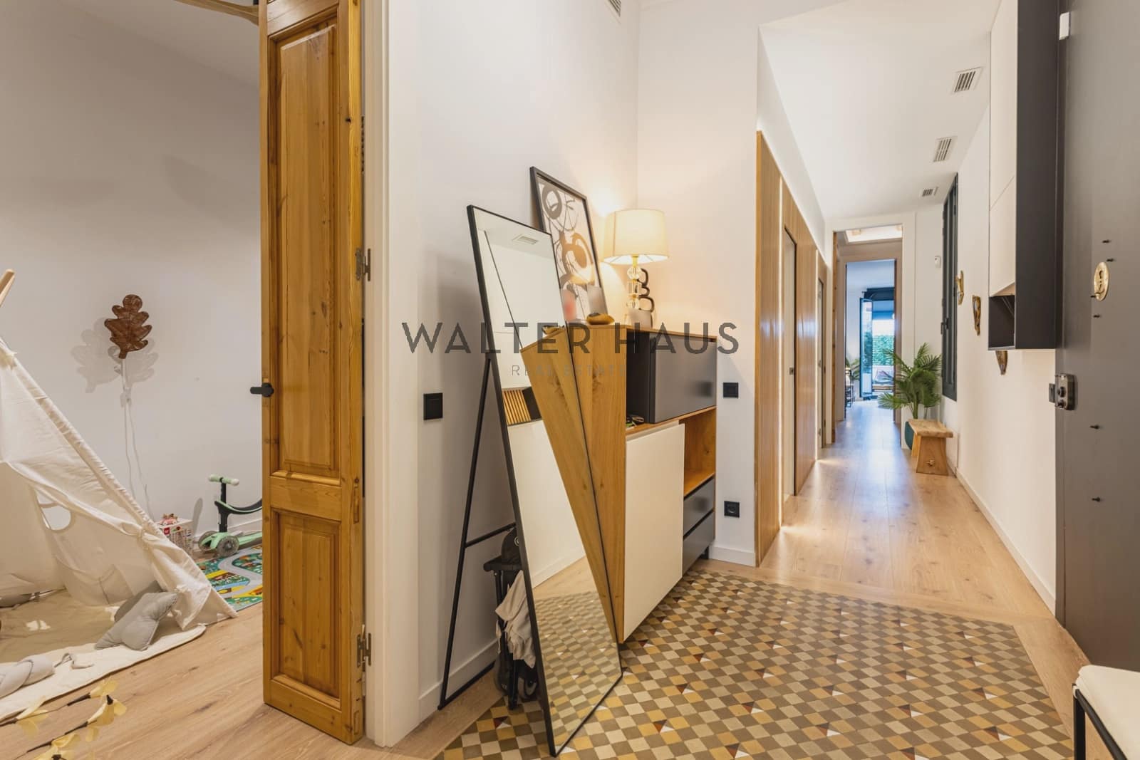3 soverom Leilighet til salgs i Barcelona by - € 1 390 000 (Ref: 9302004)
