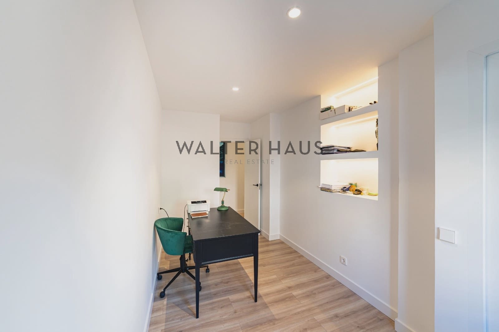 3 bedroom Flat for sale in Madrid city - € 1,250,000 (Ref: 9309213)
