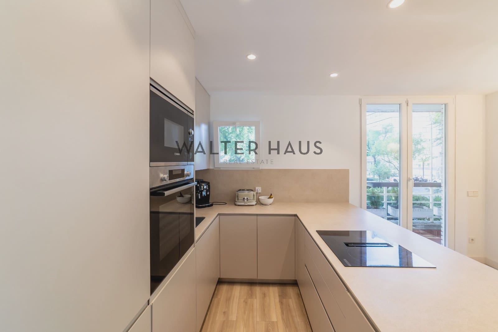 3 bedroom Flat for sale in Madrid city - € 1,250,000 (Ref: 9309213)