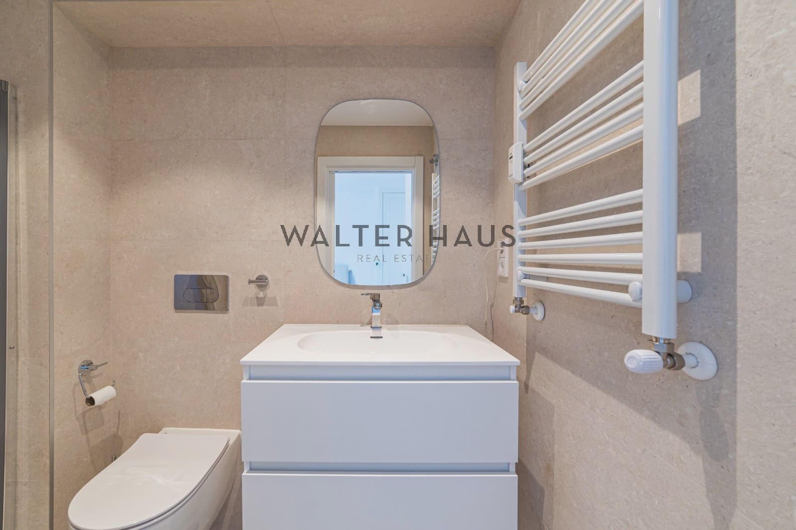 3 bedroom Flat for sale in Madrid city - € 1,250,000 (Ref: 9309213)