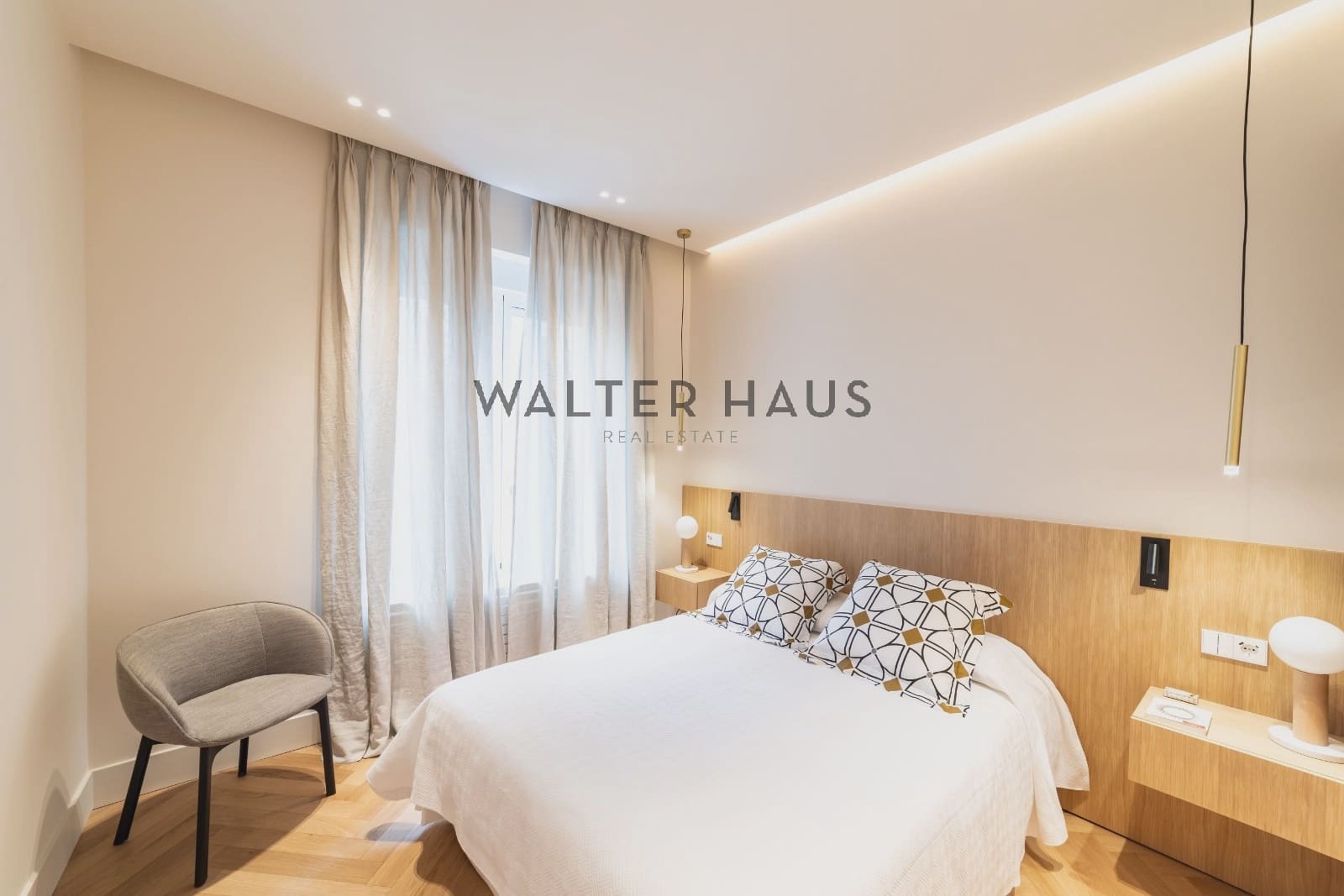 3 bedroom Flat for sale in Madrid city - € 1,430,000 (Ref: 9309377)