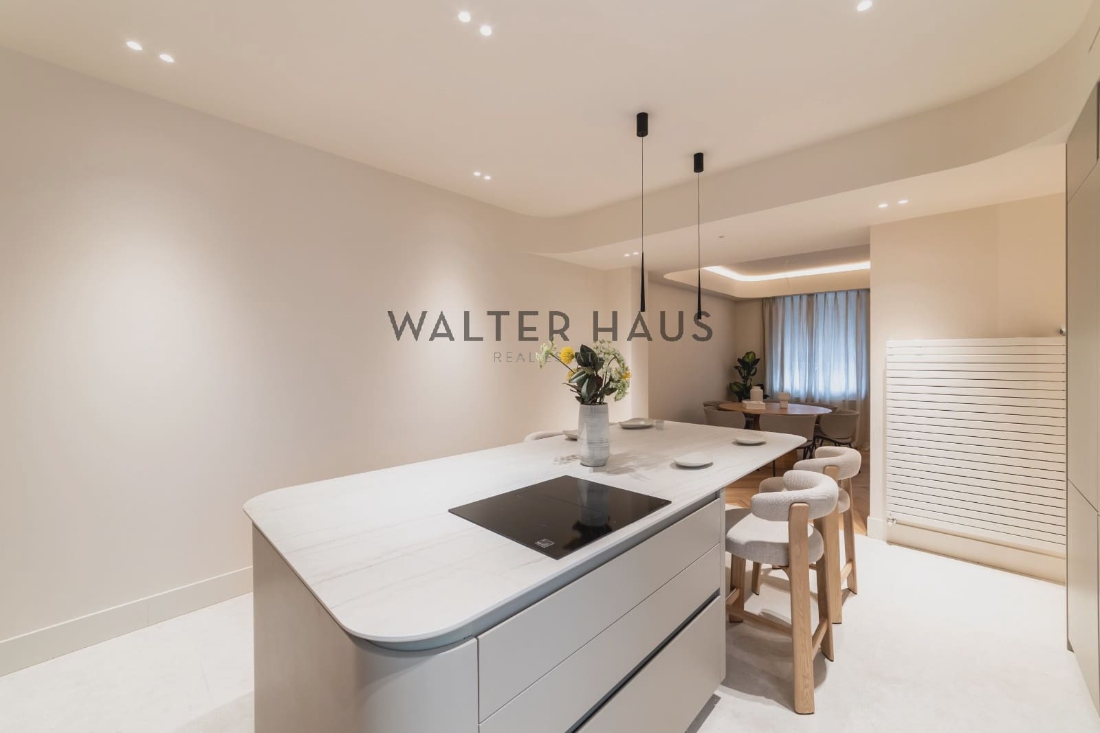 3 bedroom Flat for sale in Madrid city - € 1,430,000 (Ref: 9309377)