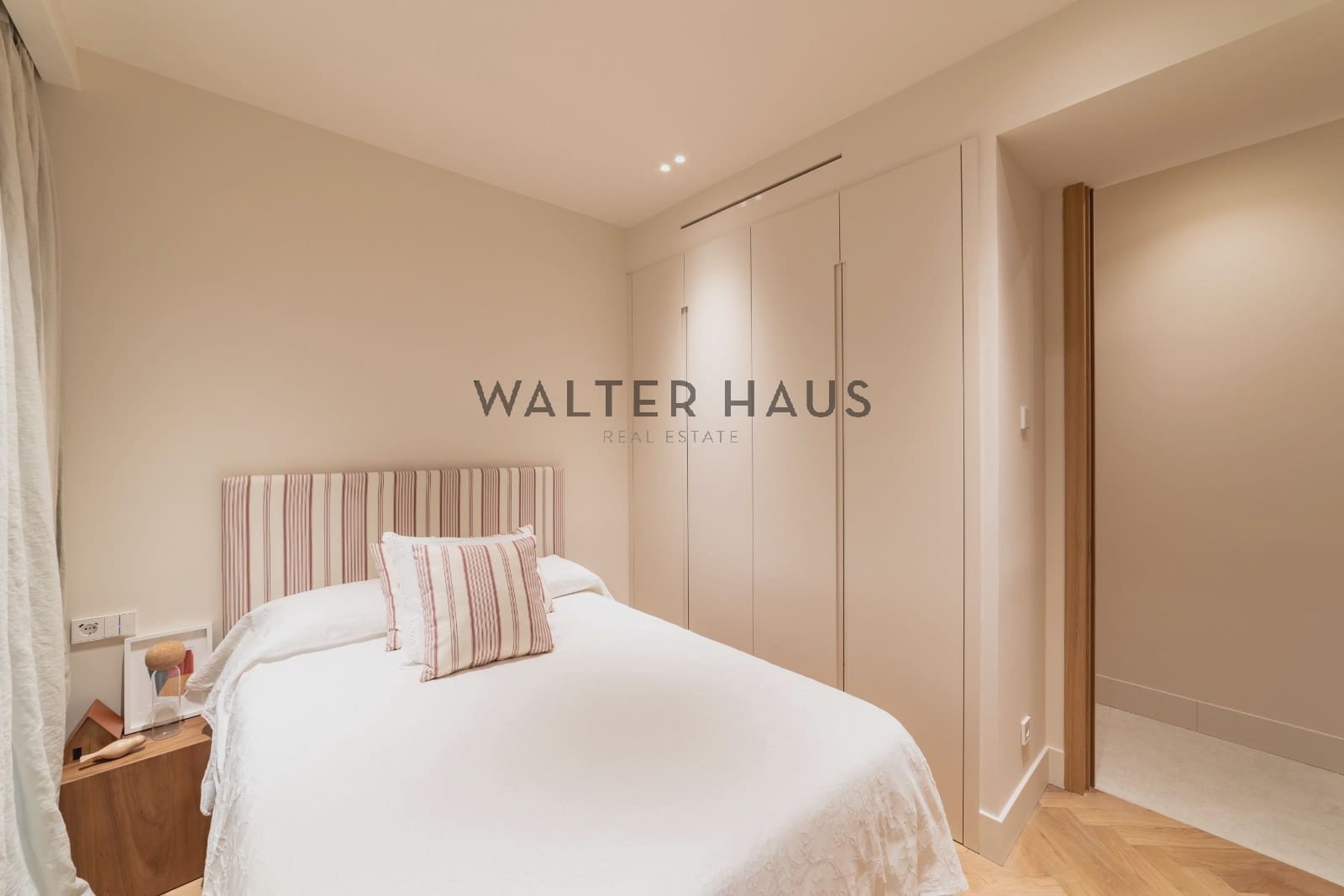 3 bedroom Flat for sale in Madrid city - € 1,430,000 (Ref: 9309377)