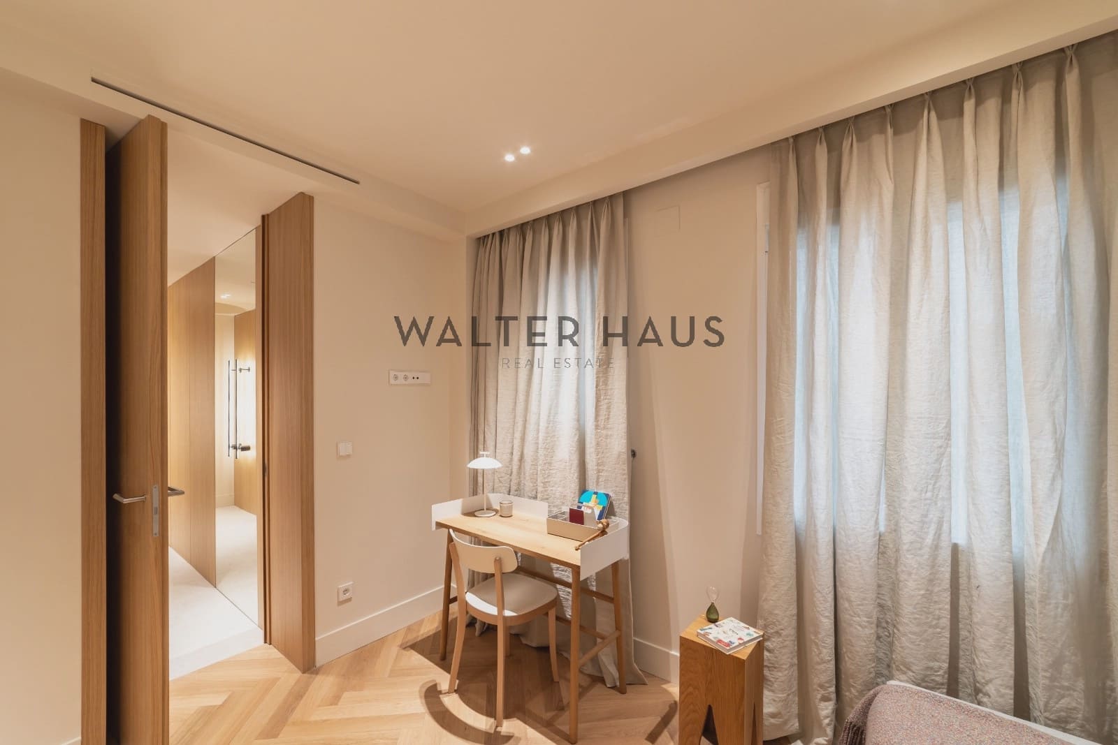 3 bedroom Flat for sale in Madrid city - € 1,430,000 (Ref: 9309377)