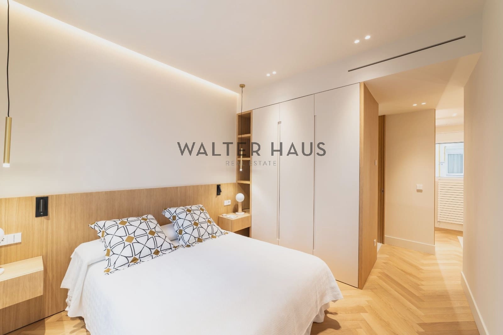 3 bedroom Flat for sale in Madrid city - € 1,430,000 (Ref: 9309377)