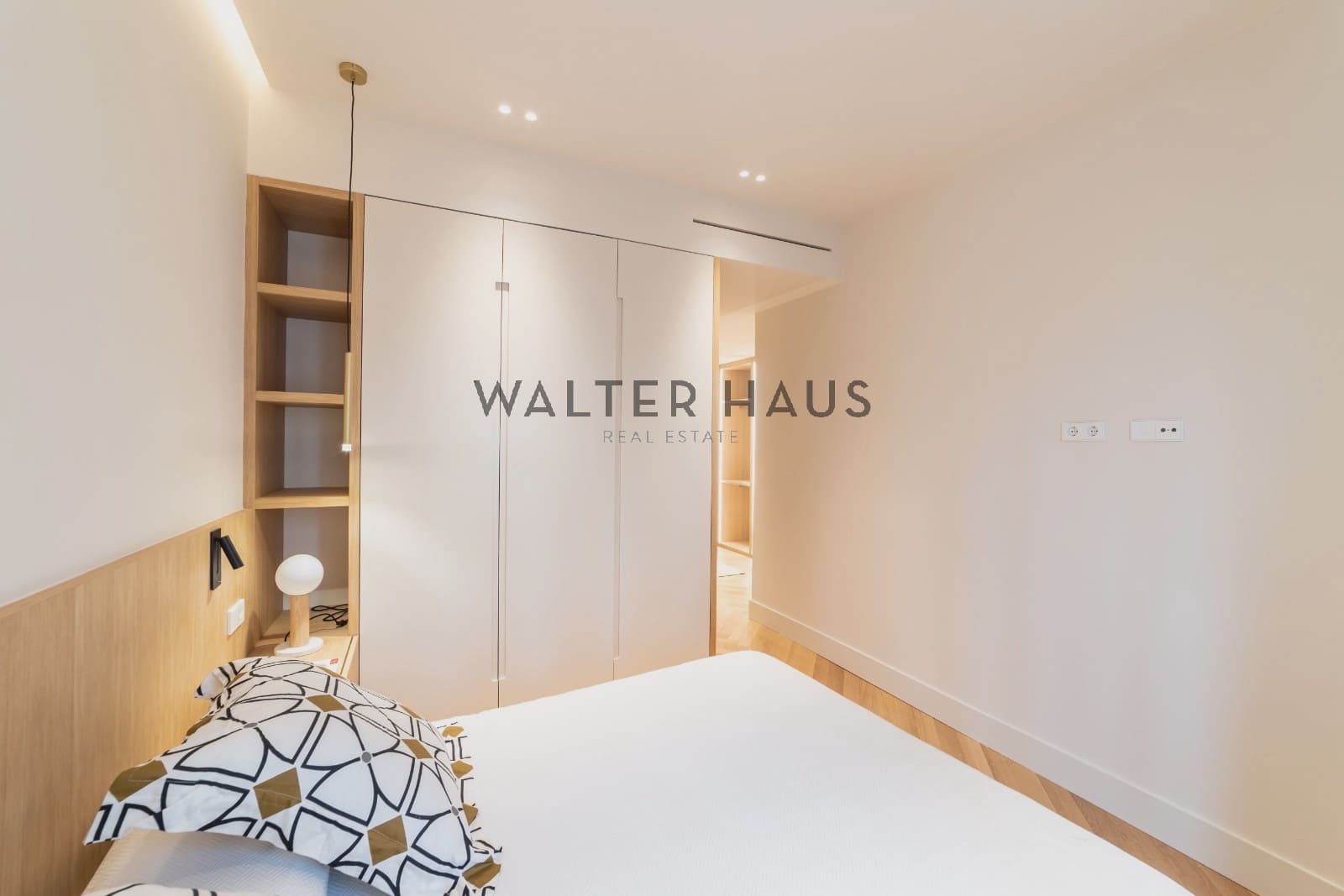 3 bedroom Flat for sale in Madrid city - € 1,430,000 (Ref: 9309377)