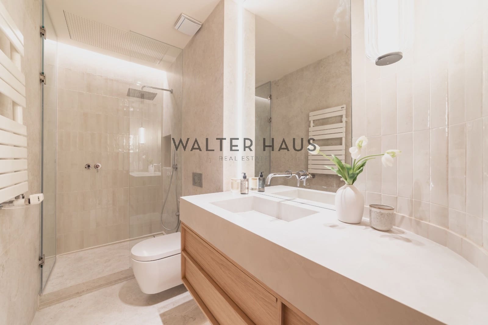 3 bedroom Flat for sale in Madrid city - € 1,430,000 (Ref: 9309377)