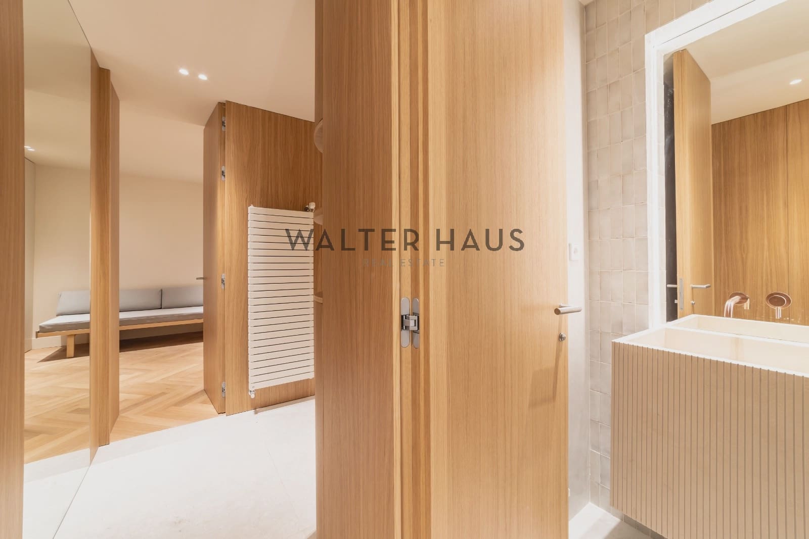 3 bedroom Flat for sale in Madrid city - € 1,430,000 (Ref: 9309377)