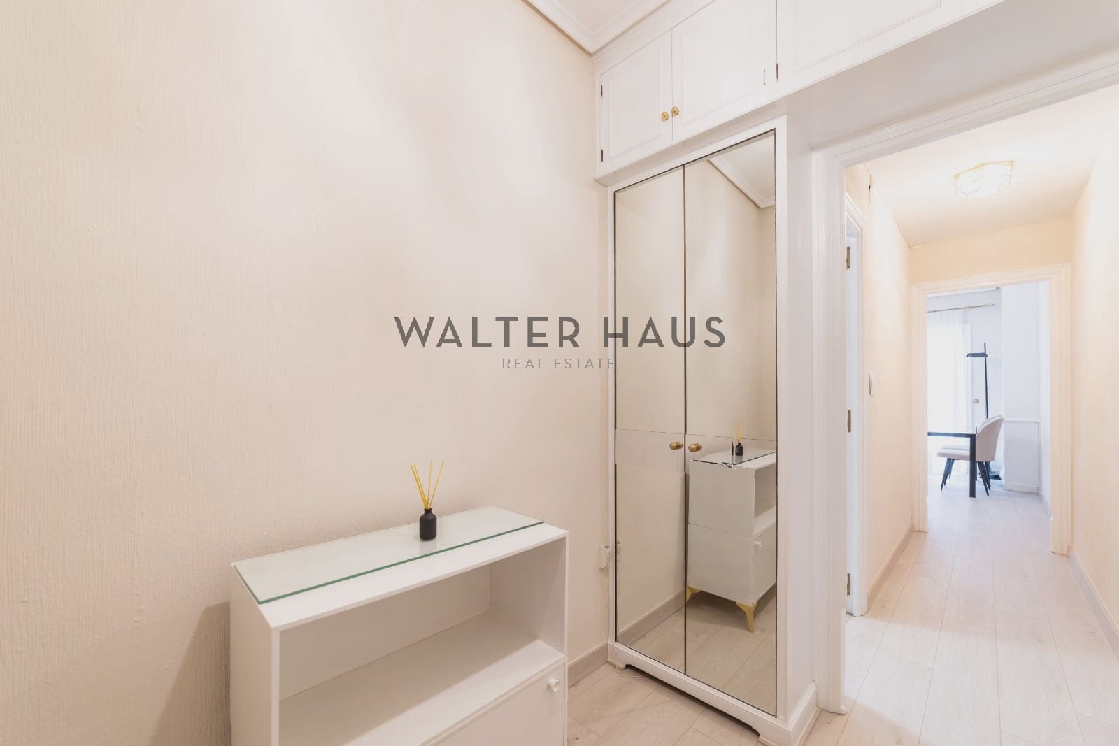 2 slaapkamer Flat te koop in Madrid stad - € 820.000 (Ref: 9315240)