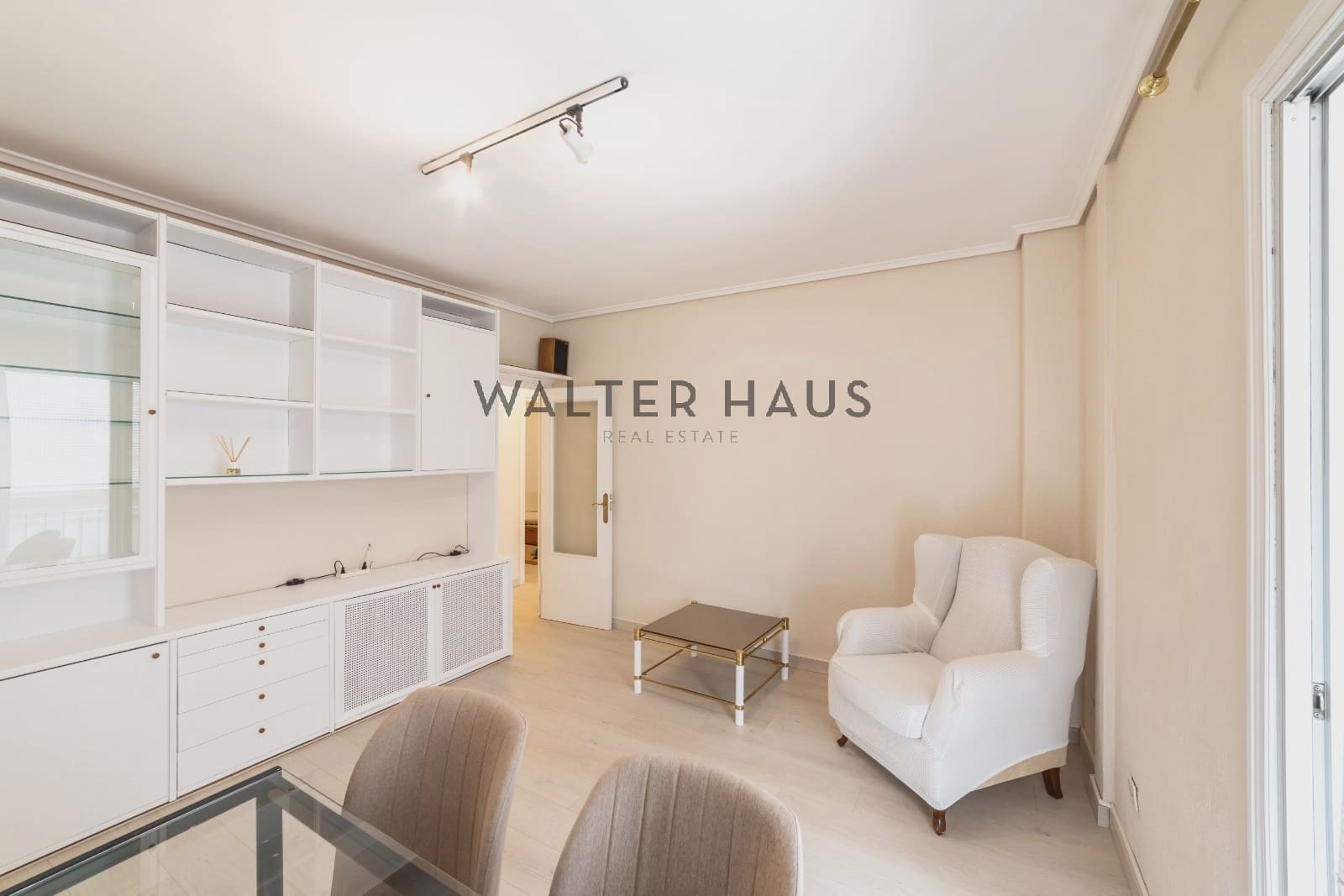 2 slaapkamer Flat te koop in Madrid stad - € 820.000 (Ref: 9315240)