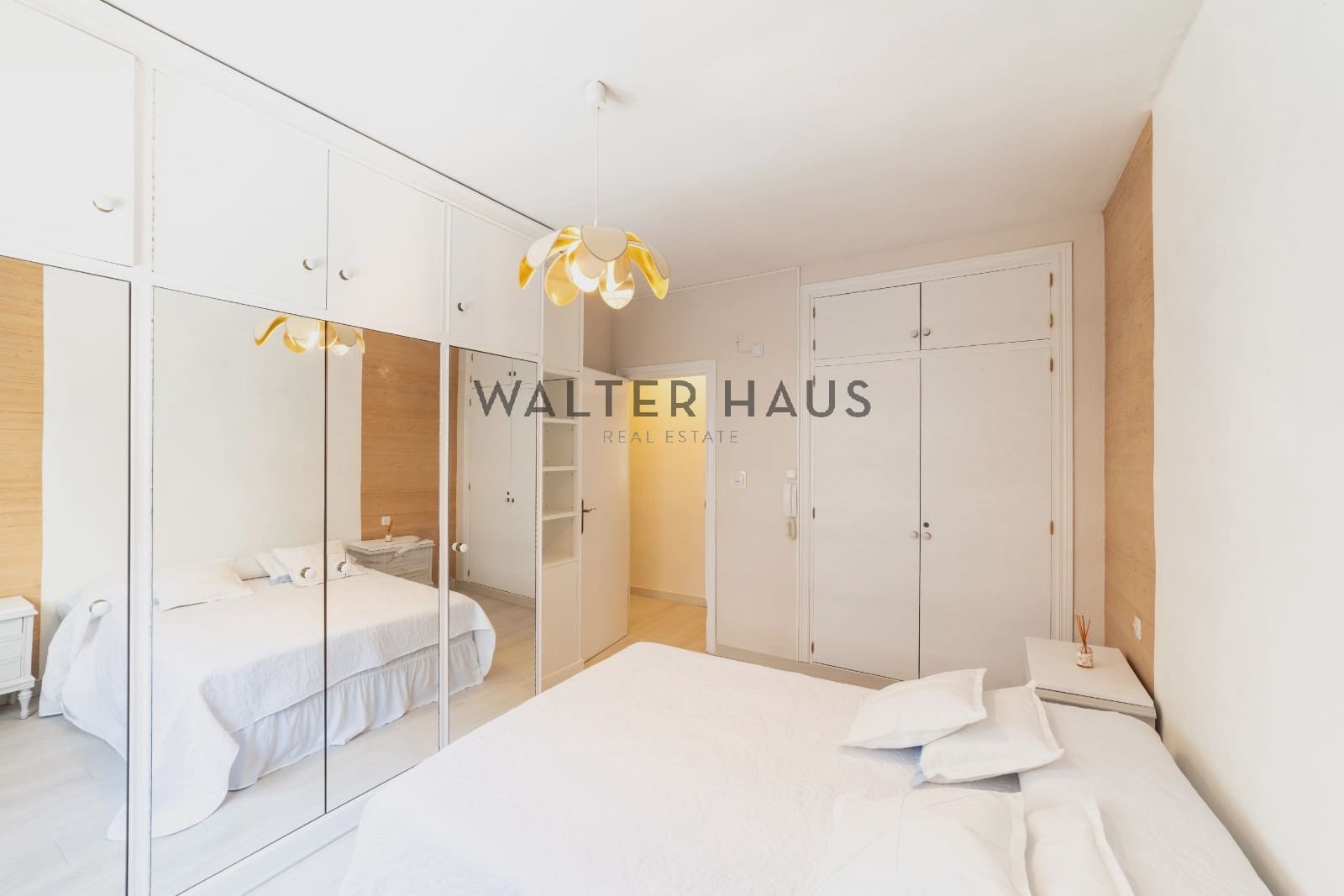 2 slaapkamer Flat te koop in Madrid stad - € 820.000 (Ref: 9315240)