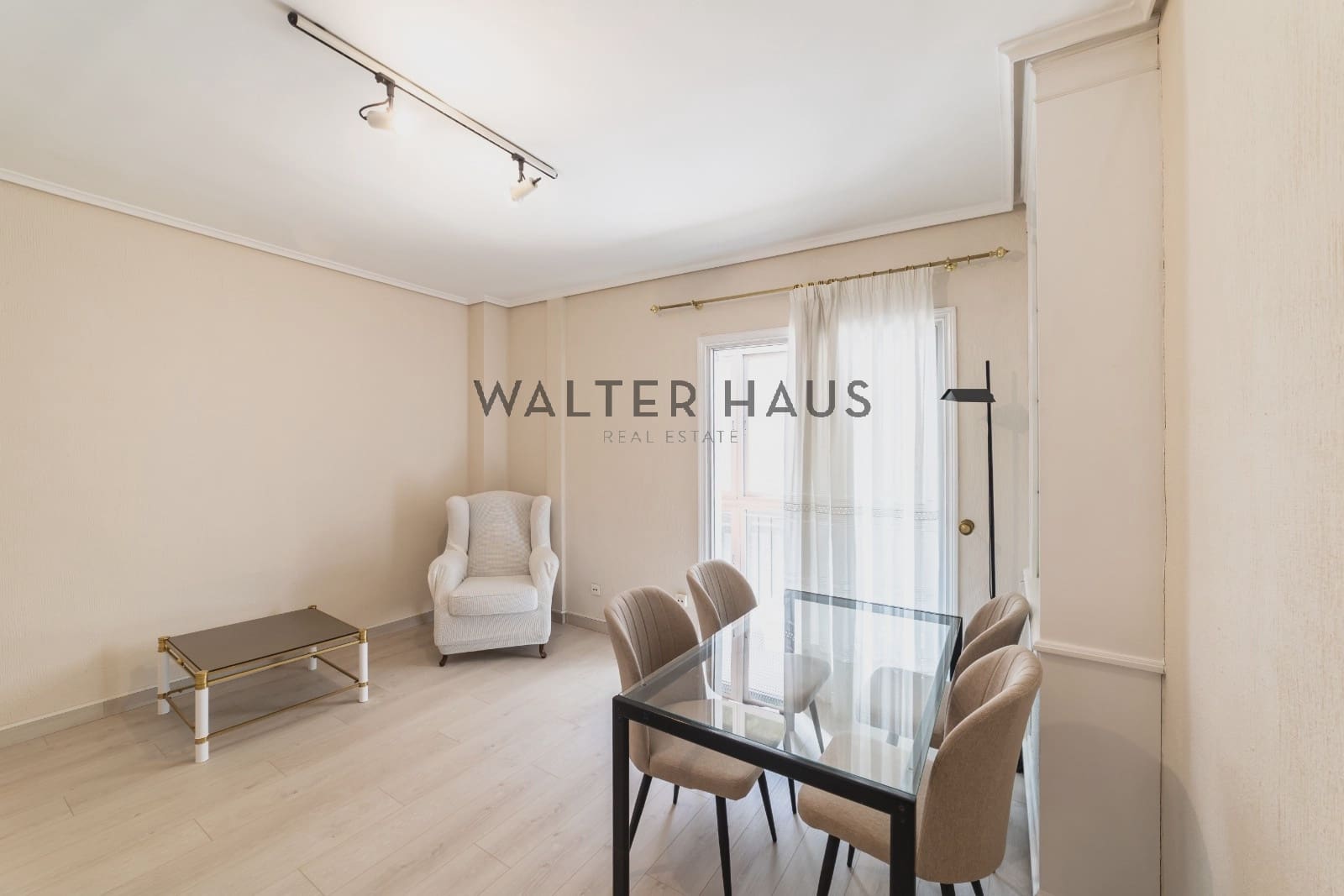 2 slaapkamer Flat te koop in Madrid stad - € 820.000 (Ref: 9315240)