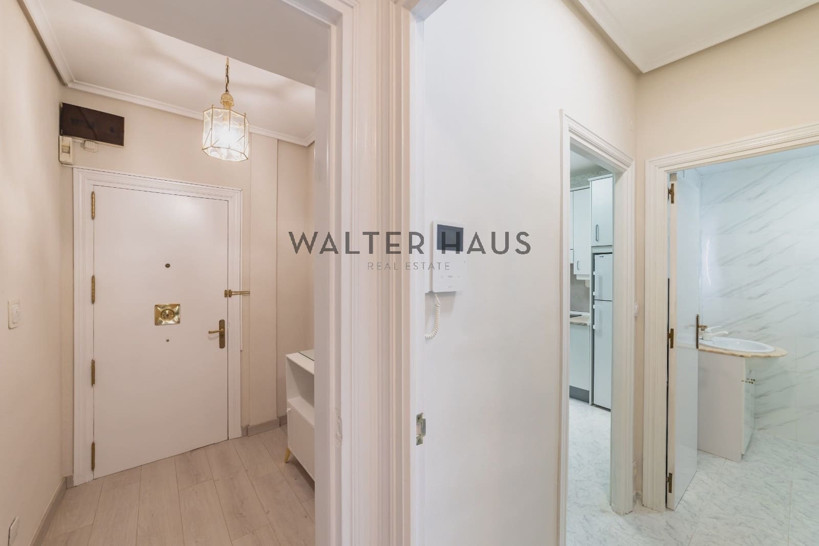 2 slaapkamer Flat te koop in Madrid stad - € 820.000 (Ref: 9315240)