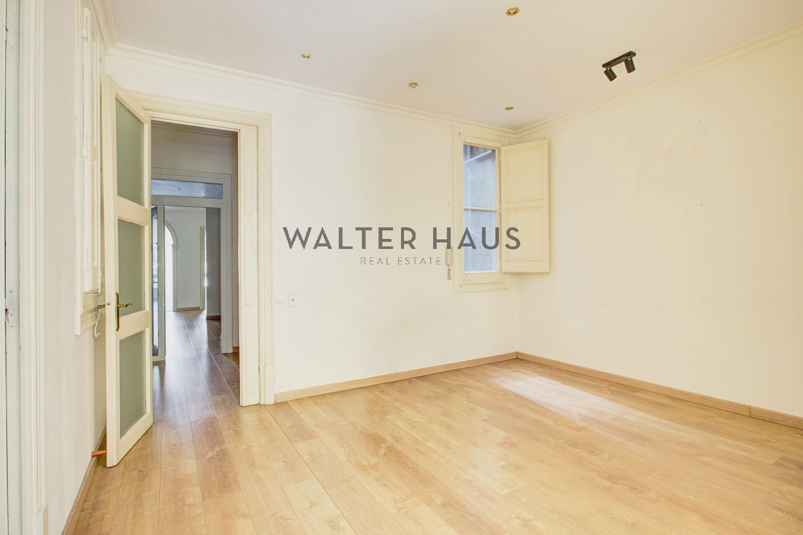 4 sypialnia Mieszkanie na sprzedaż w Miasto Barcelona - 799 000 € (Ref: 9315241)