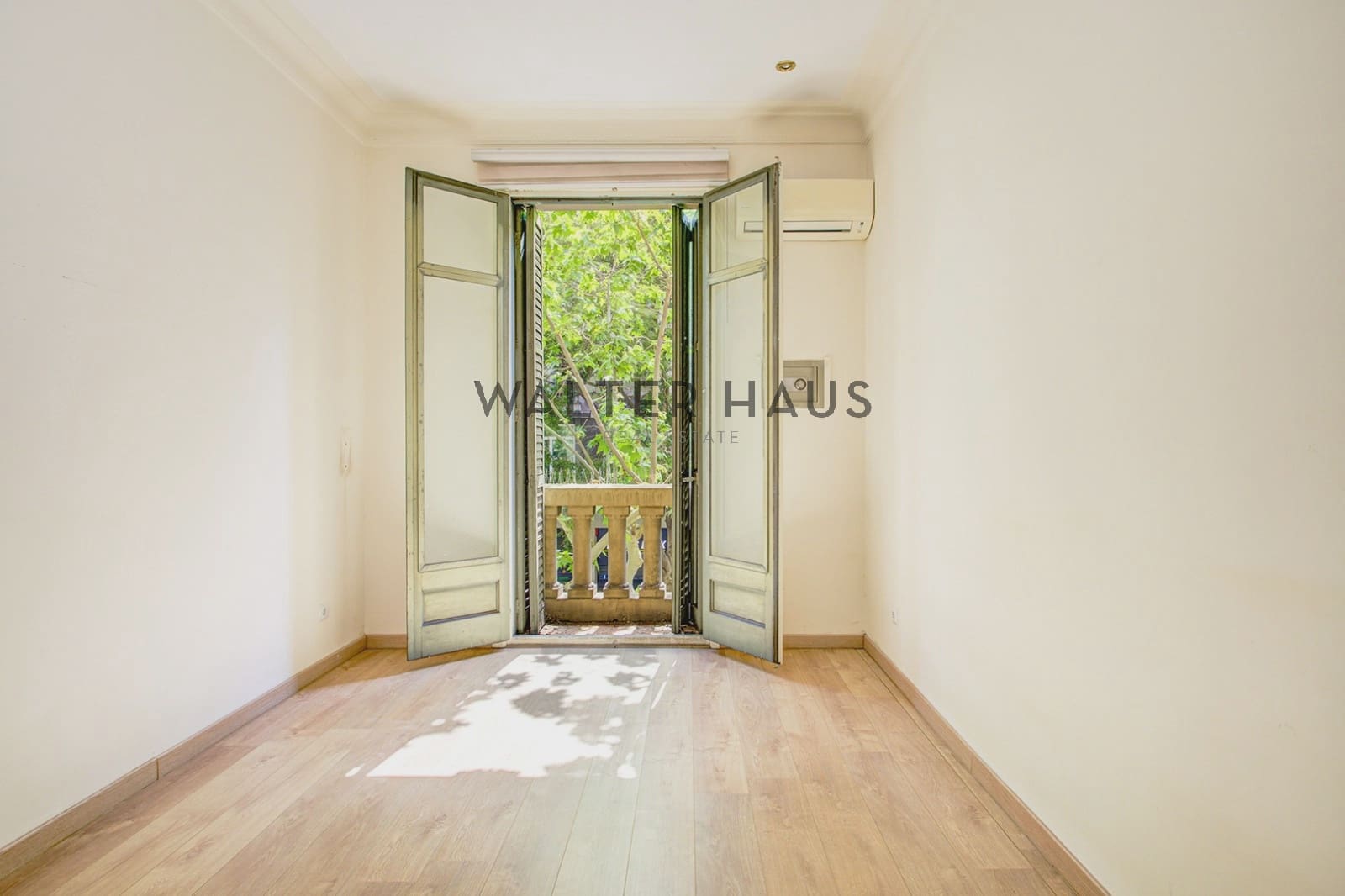 4 sypialnia Mieszkanie na sprzedaż w Miasto Barcelona - 799 000 € (Ref: 9315241)