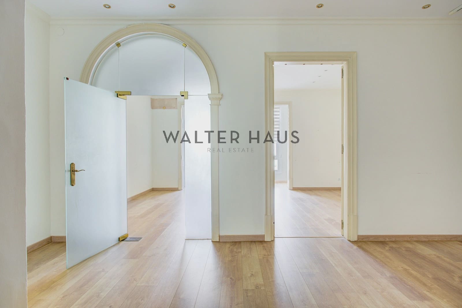 4 sypialnia Mieszkanie na sprzedaż w Miasto Barcelona - 799 000 € (Ref: 9315241)
