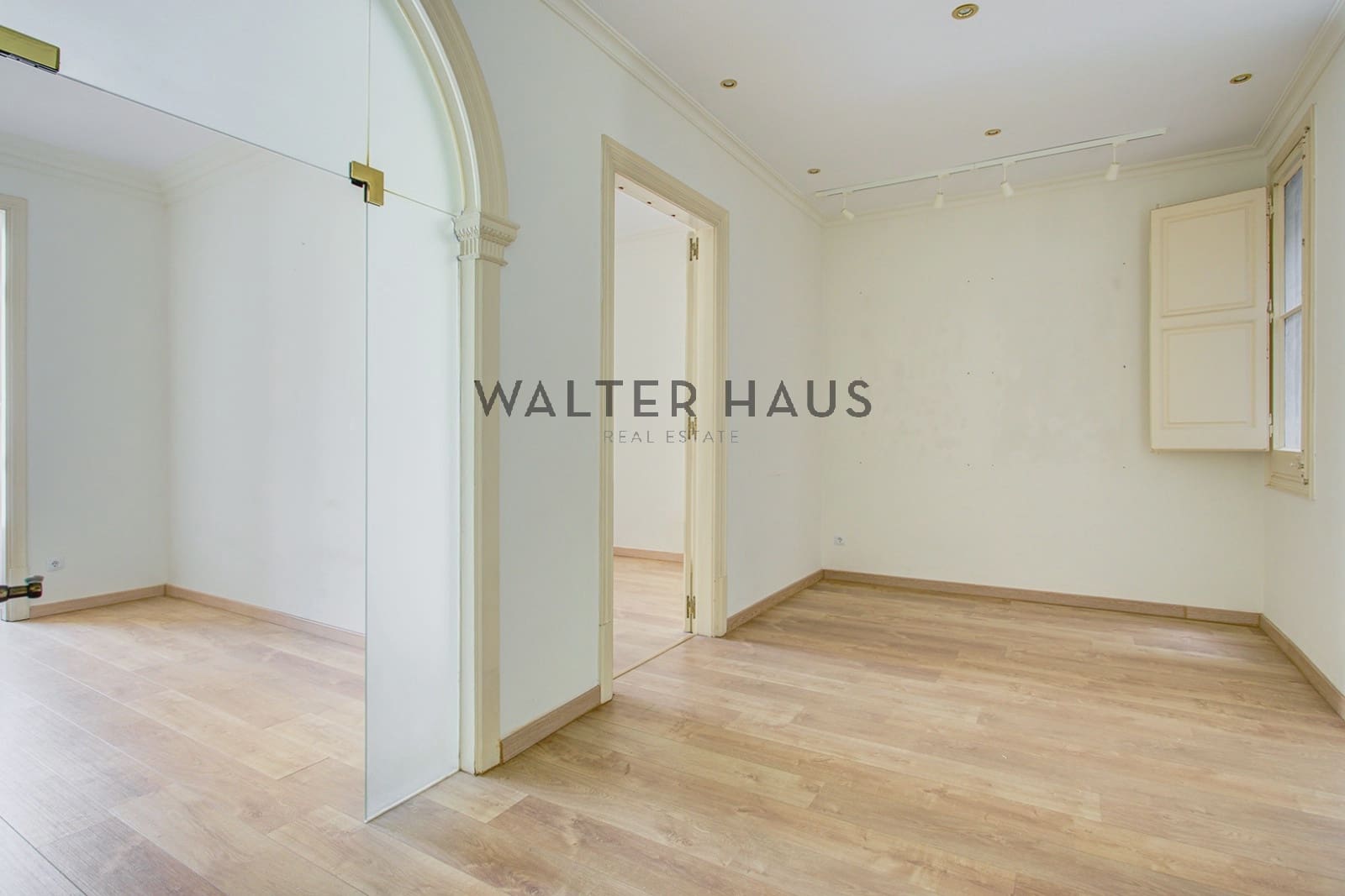4 sypialnia Mieszkanie na sprzedaż w Miasto Barcelona - 799 000 € (Ref: 9315241)