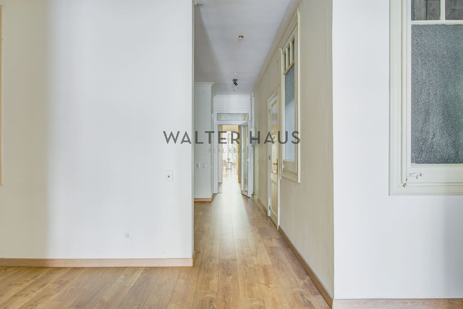 4 sypialnia Mieszkanie na sprzedaż w Miasto Barcelona - 799 000 € (Ref: 9315241)