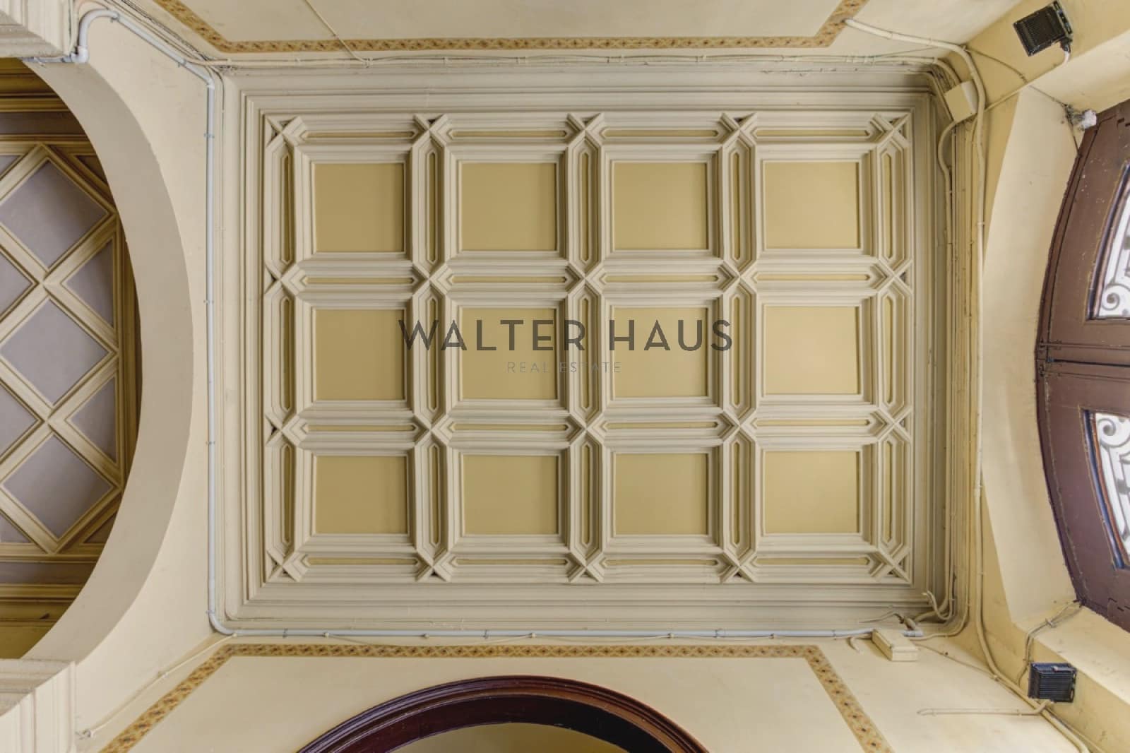 3 soveværelse Lejlighed til salg i Barcelona by - € 1.690.000 (Ref: 9319717)