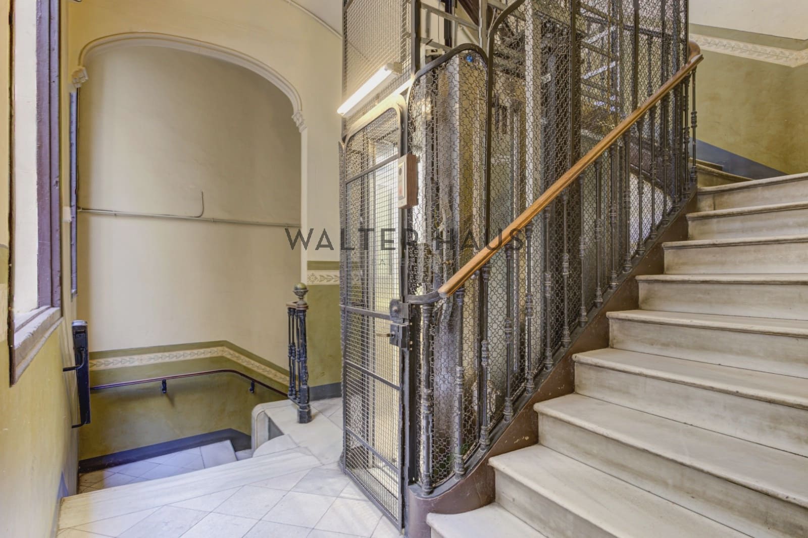 3 soveværelse Lejlighed til salg i Barcelona by - € 1.690.000 (Ref: 9319717)