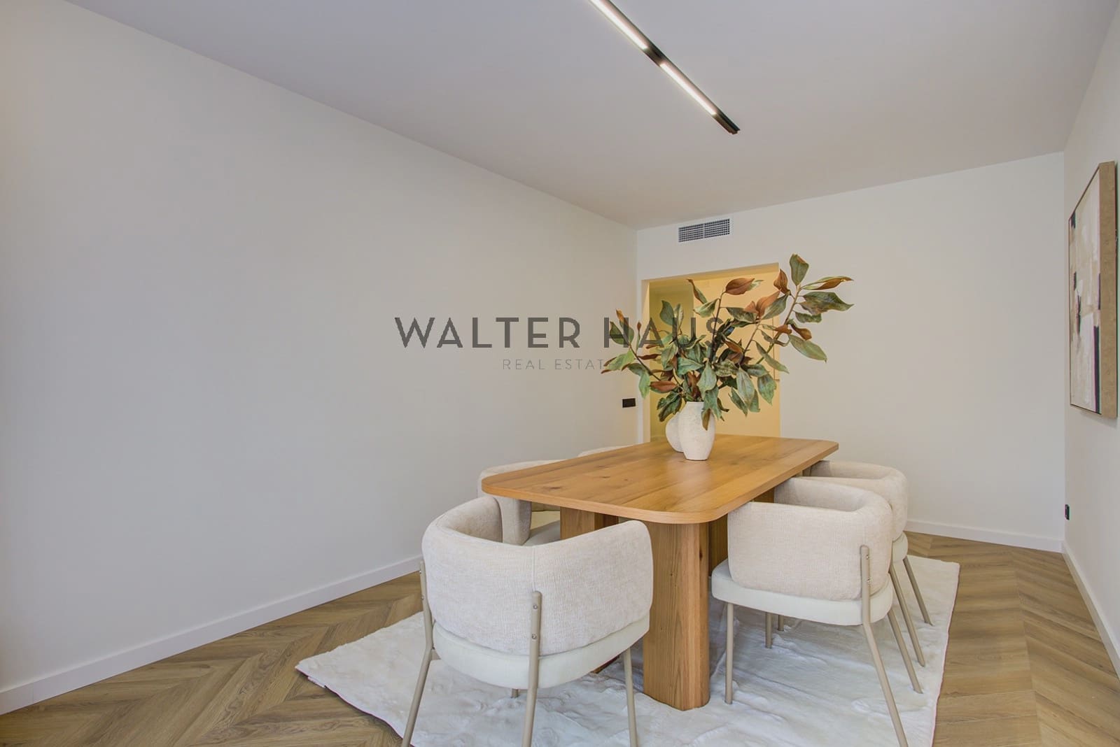 4 soveværelse Lejlighed til salg i Barcelona by - € 1.549.000 (Ref: 9319720)