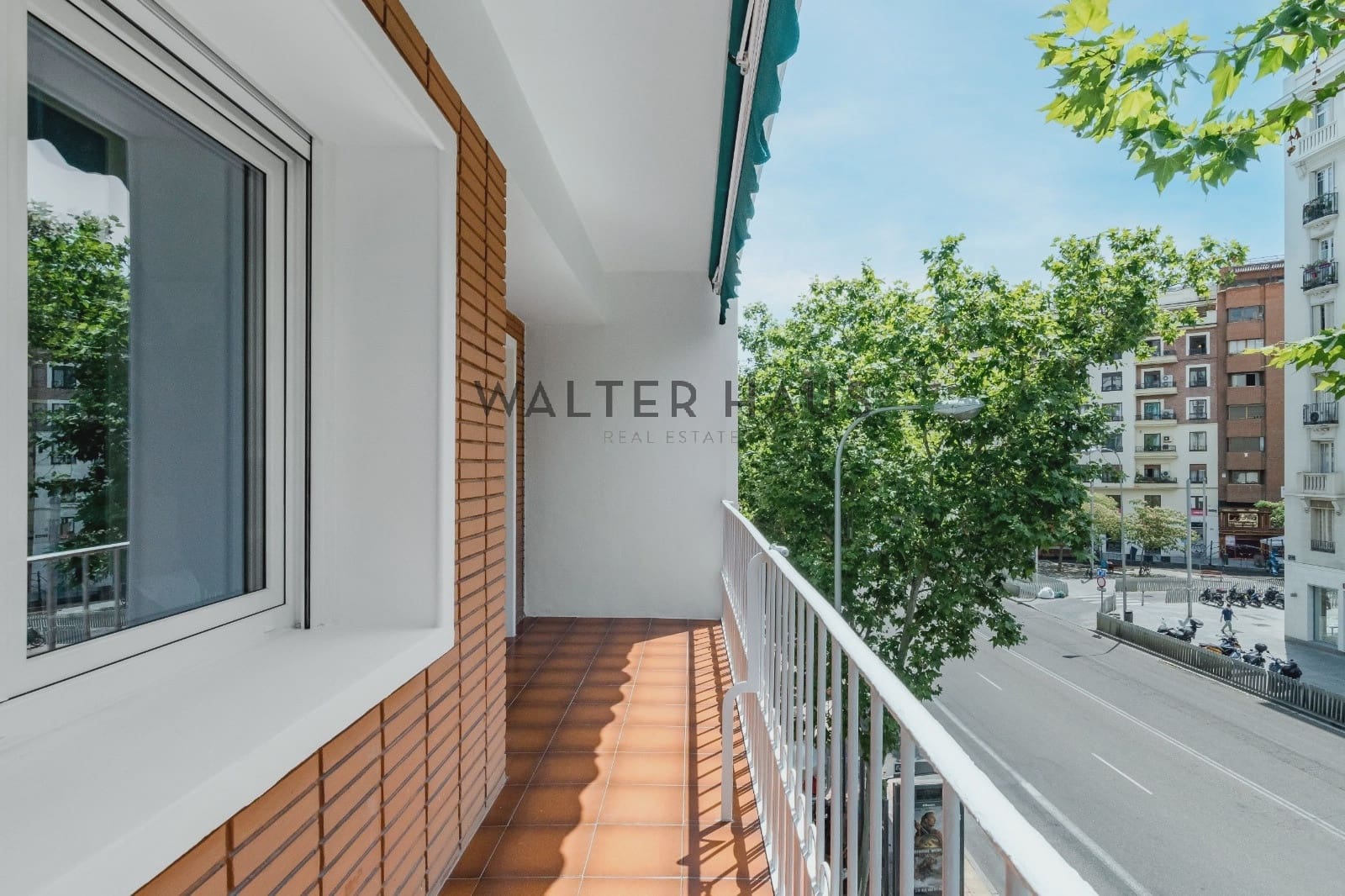 3 bedroom Flat for sale in Madrid city - € 2,490,000 (Ref: 9319962)