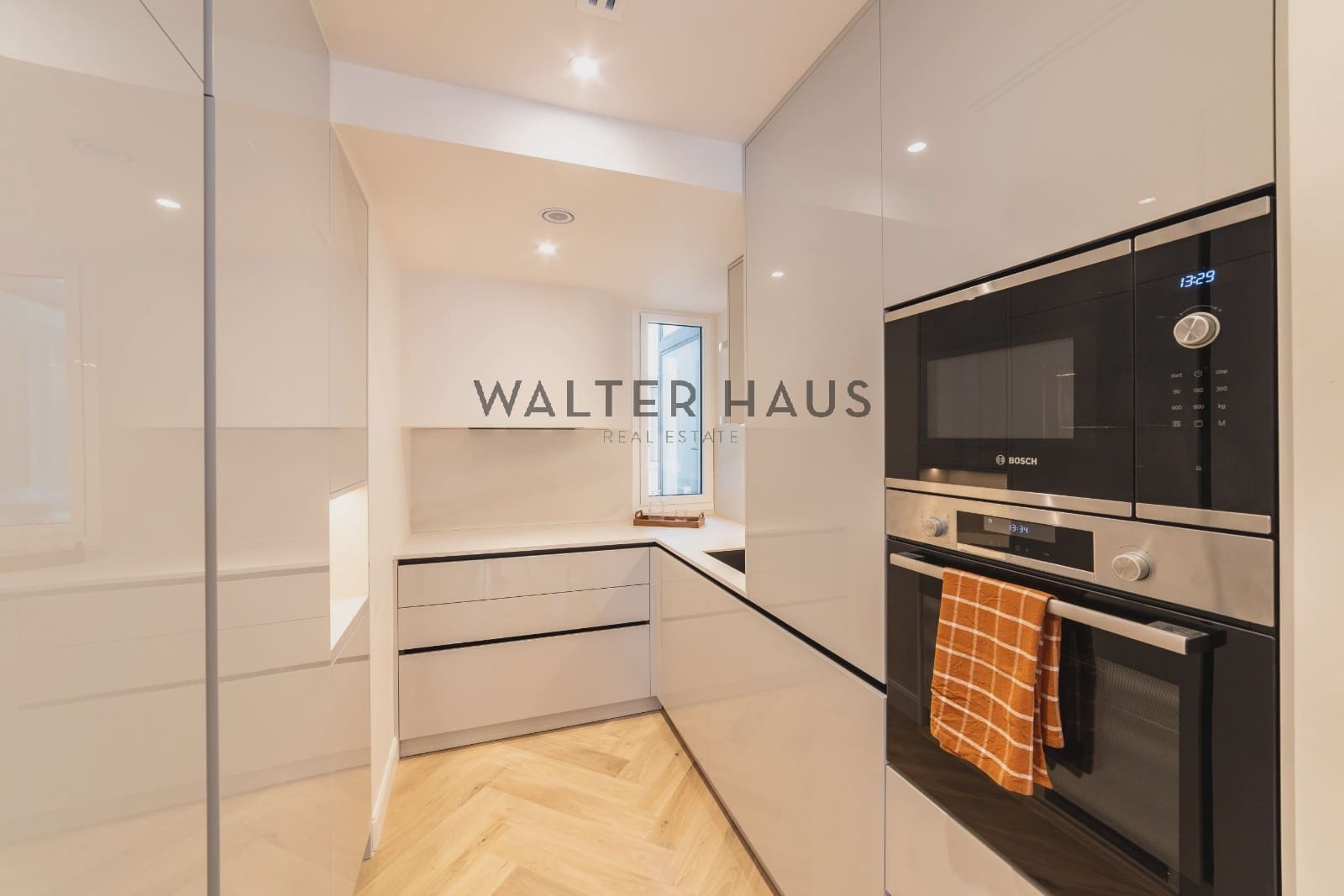 2 slaapkamer Flat te koop in Madrid stad - € 1.645.000 (Ref: 9329601)