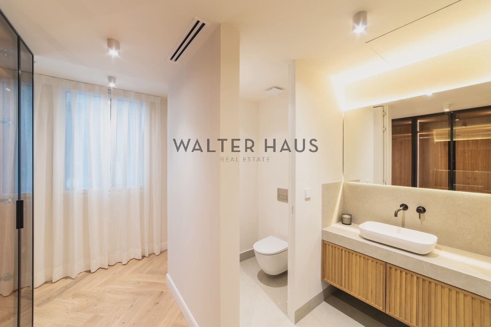 2 slaapkamer Flat te koop in Madrid stad - € 1.645.000 (Ref: 9329601)