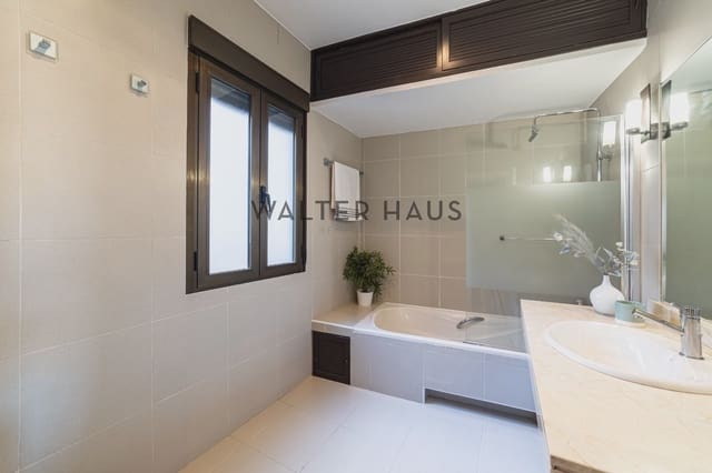 2 sypialnia Penthouse na sprzedaż w Trafalgar, Miasto Madryt - 950 000 € (Ref: 9329602)