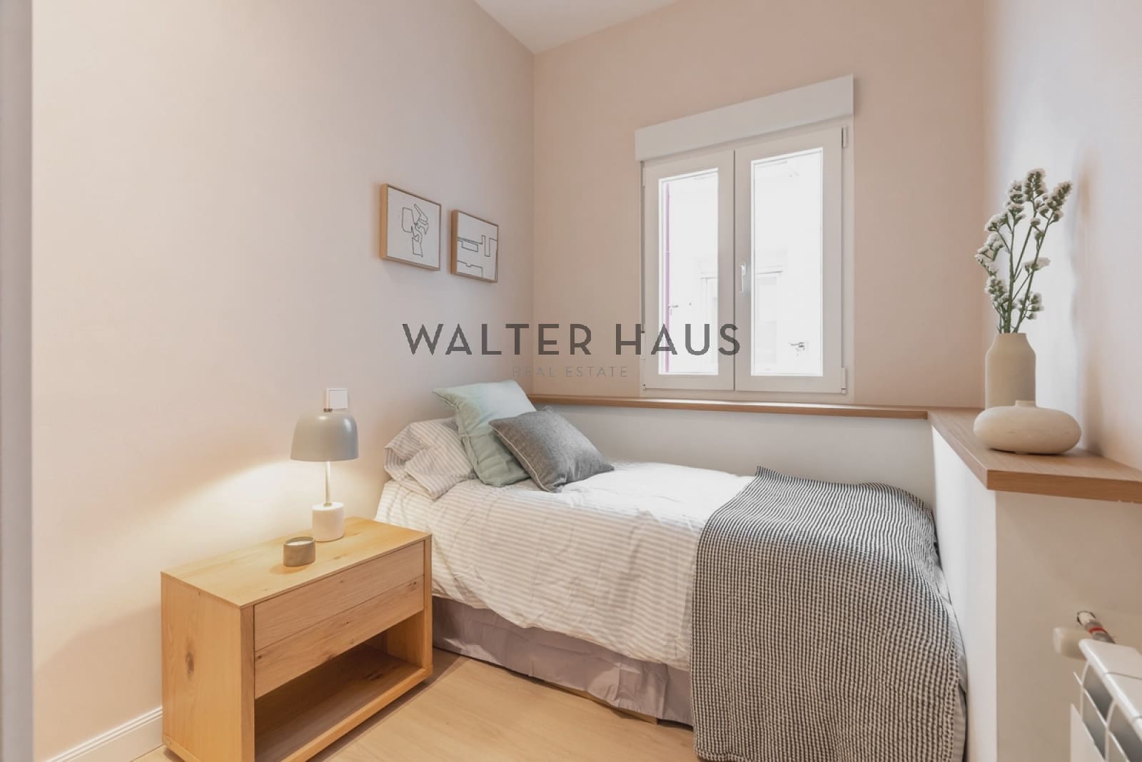 2 soveværelse Lejlighed til salg i Madrid by - € 860.000 (Ref: 9329875)