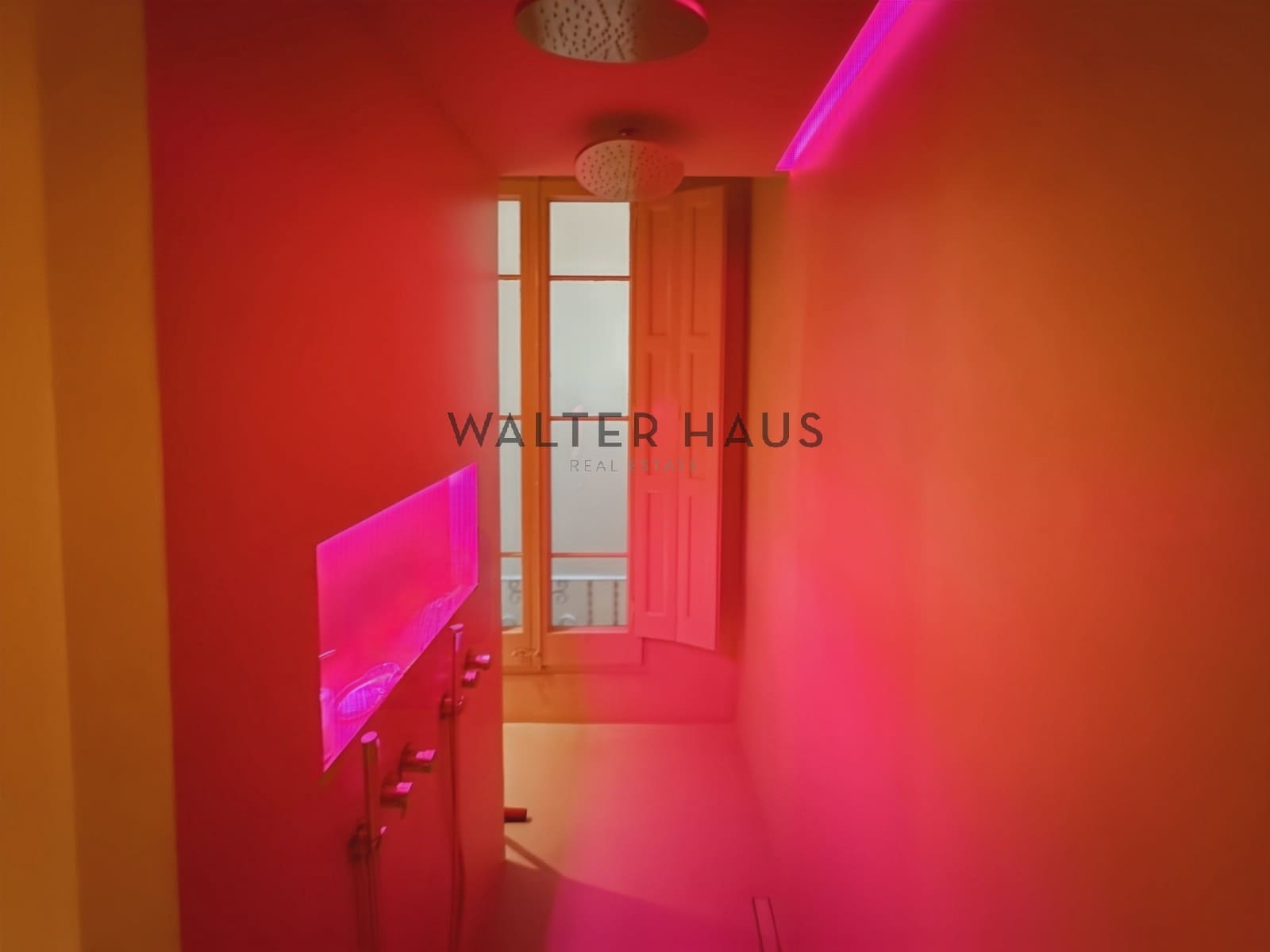 3 soveværelse Lejlighed til leje i Barcelona by - € 6.500 (Ref: 9329876)