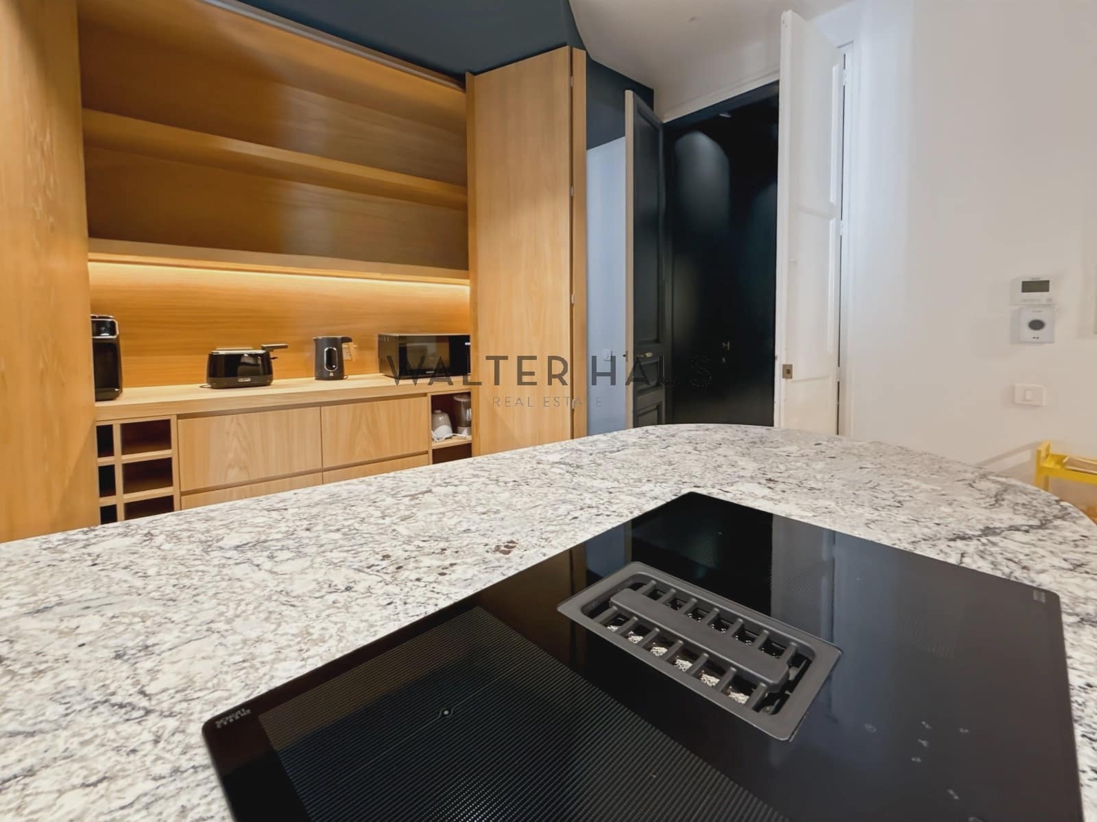 3 soveværelse Lejlighed til leje i Barcelona by - € 6.500 (Ref: 9329876)