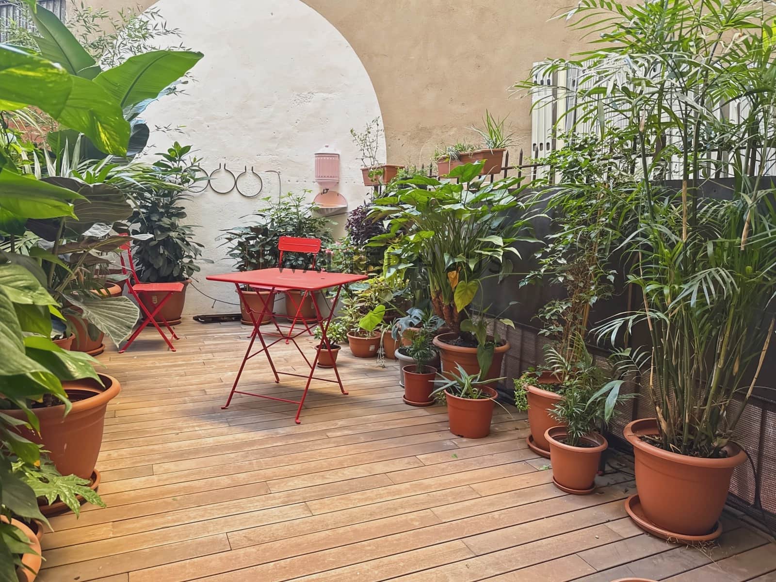 3 soveværelse Lejlighed til leje i Barcelona by - € 6.500 (Ref: 9329876)