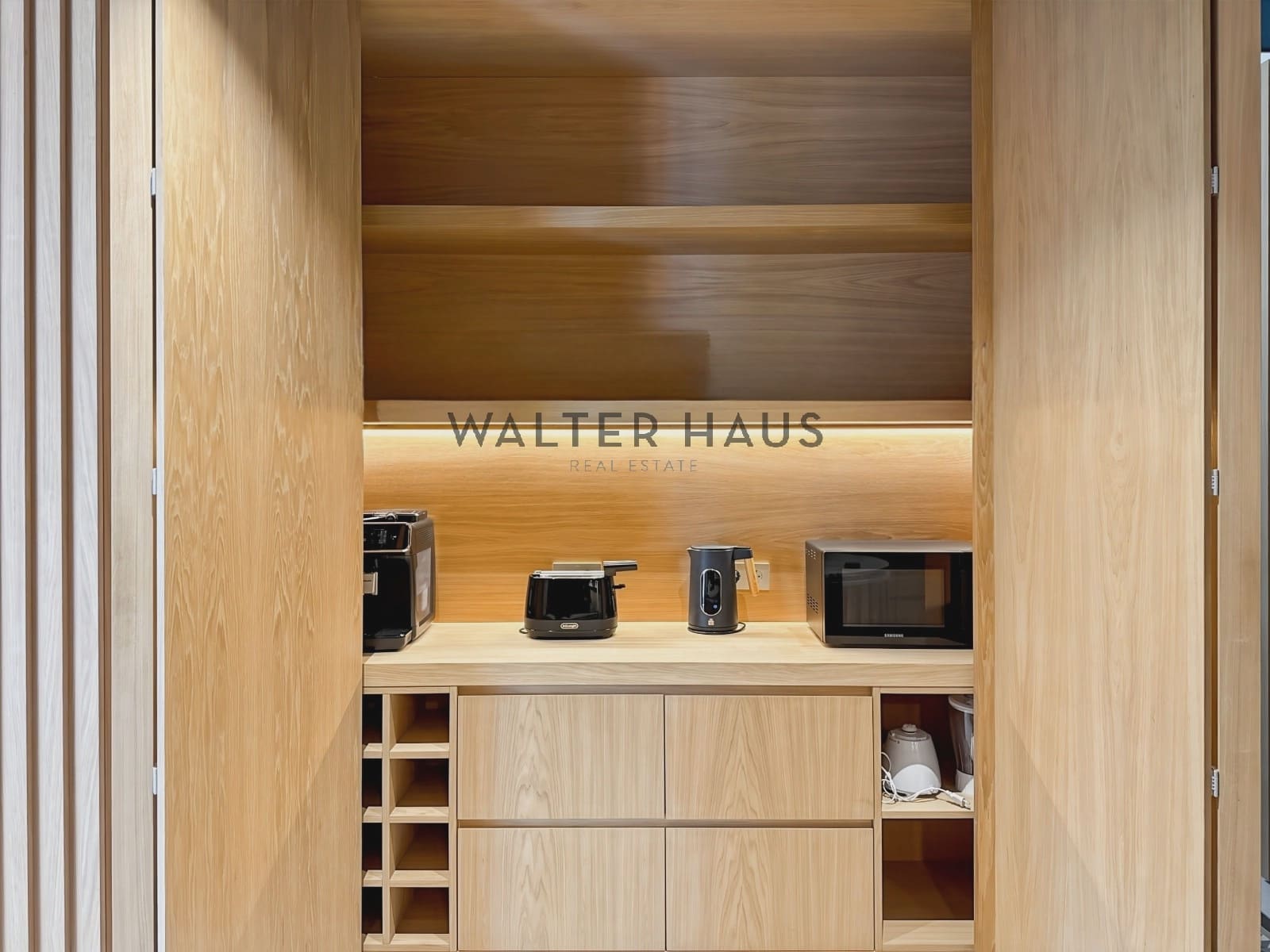 3 soveværelse Lejlighed til leje i Barcelona by - € 6.500 (Ref: 9329876)