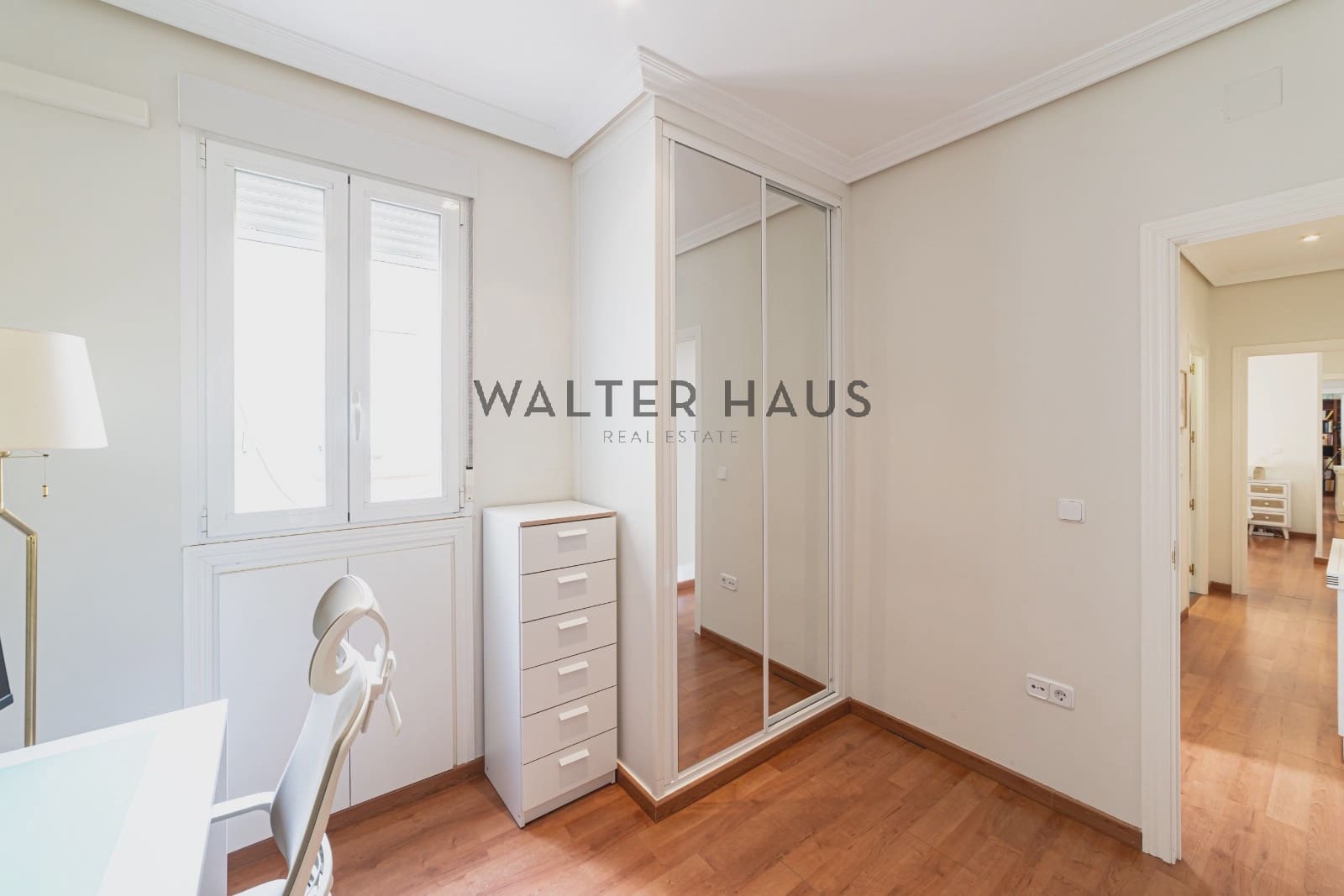 2 soveværelse Lejlighed til salg i Madrid by - € 800.000 (Ref: 9337057)