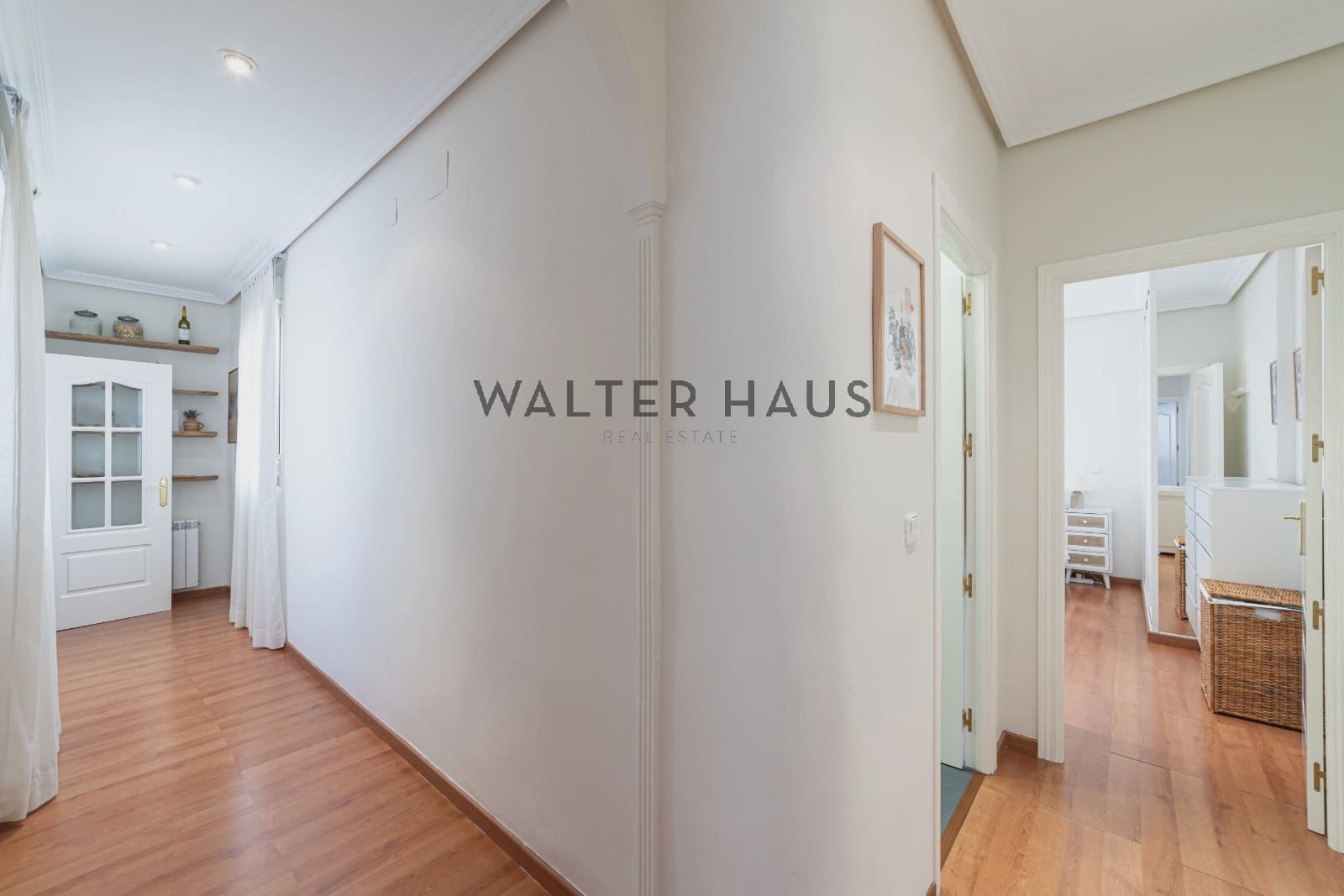 2 soveværelse Lejlighed til salg i Madrid by - € 800.000 (Ref: 9337057)