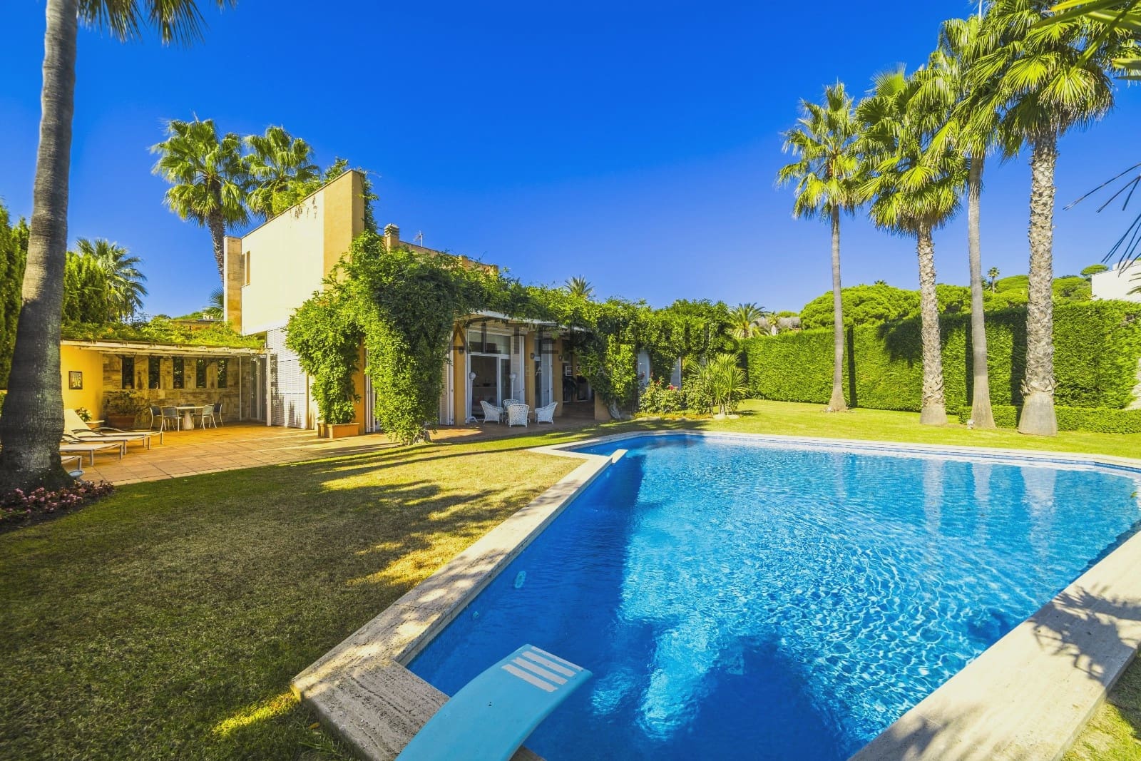 7 Zimmer Villa zu verkaufen in S'Agaro mit Pool - 5.300.000 € (Ref: 9337206)