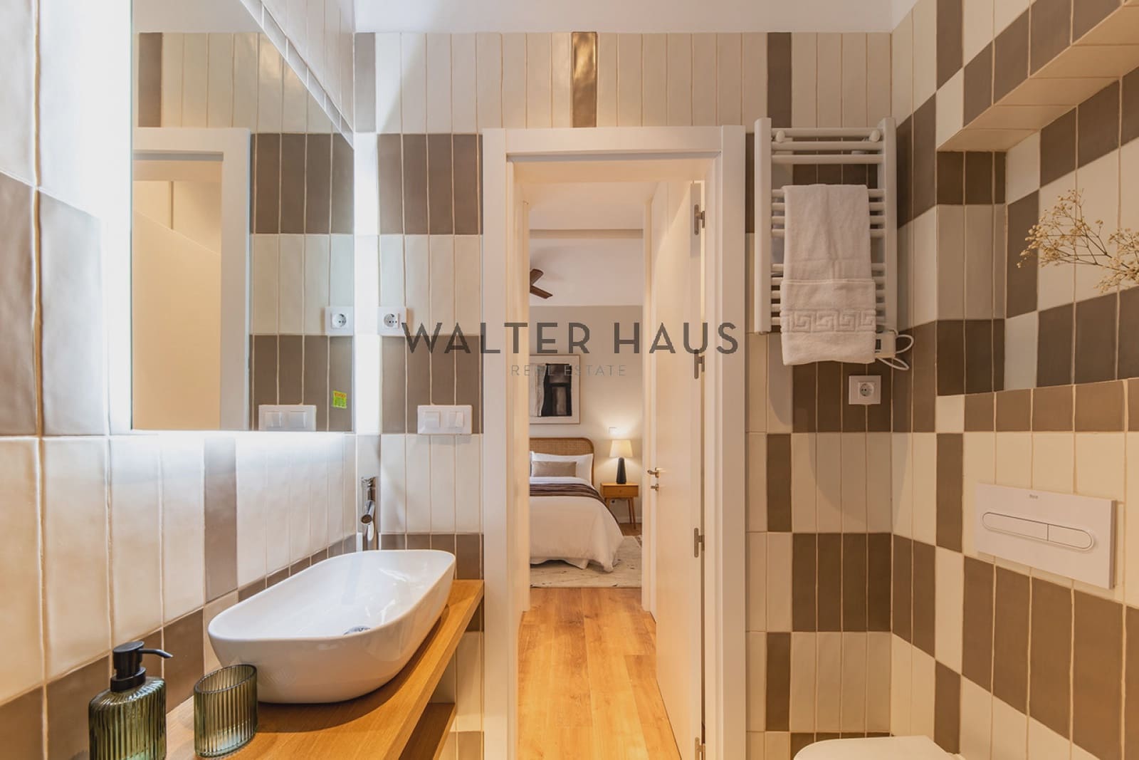 2 bedroom Flat for sale in Madrid city - € 730,000 (Ref: 9340212)