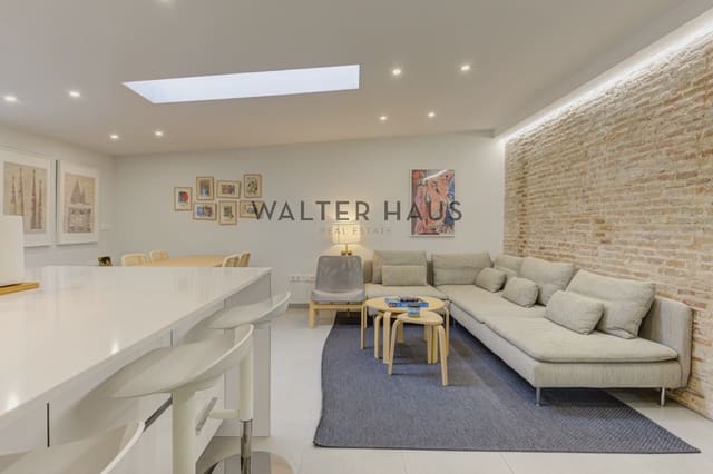 2 sypialnia Penthouse na sprzedaż w El Barri Gòtic, Miasto Barcelona - 599 000 € (Ref: 9344092)