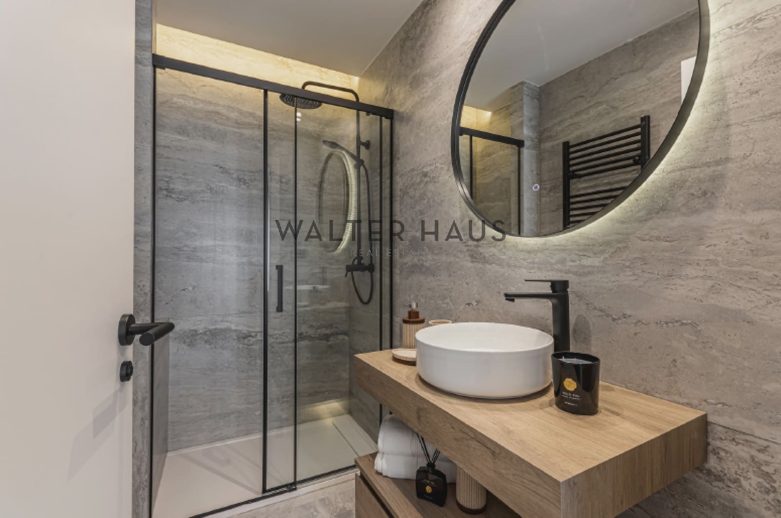 3 soveværelse Penthouse til salg i Madrid by - € 1.790.000 (Ref: 9348019)