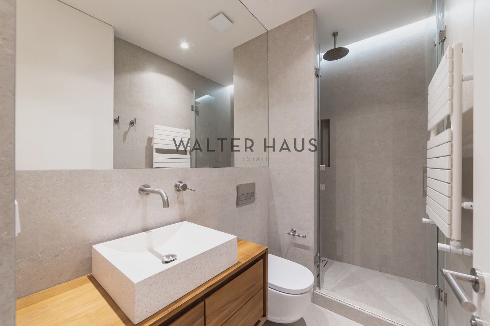 2 soveværelse Lejlighed til salg i Madrid by med swimmingpool - € 1.800.000 (Ref: 9350089)