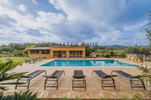 7 bedroom Villa for sale in Calonge i Sant Antoni with pool - € 2,300,000 (Ref: 9352154)