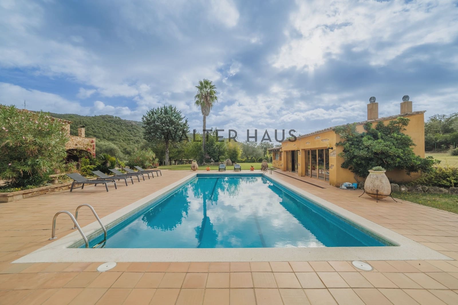 7 bedroom Villa for sale in Calonge i Sant Antoni with pool - € 2,300,000 (Ref: 9352154)